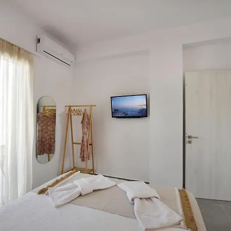 Villa Kryni Deluxe *