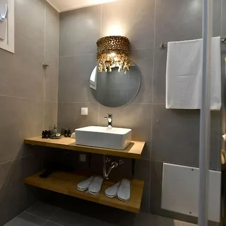 Kryni Deluxe Villa Adamantas (Milos)