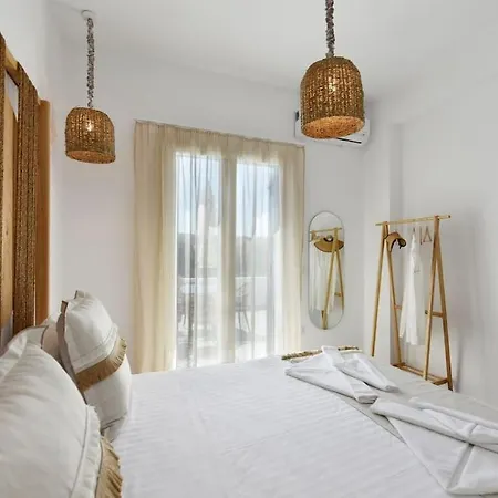 Kryni Deluxe Villa *