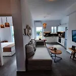 Kryni Deluxe Villa Adamantas (Milos)