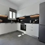 Kryni Deluxe Villa *