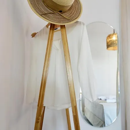 Kryni Deluxe Willa Adamantas (Milos)