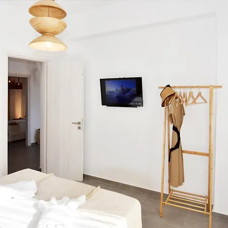 Kryni Deluxe Willa Adamantas (Milos)