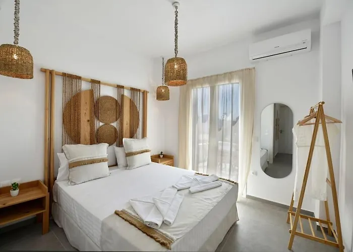 Kryni Deluxe Villa Adamantas (Milos)